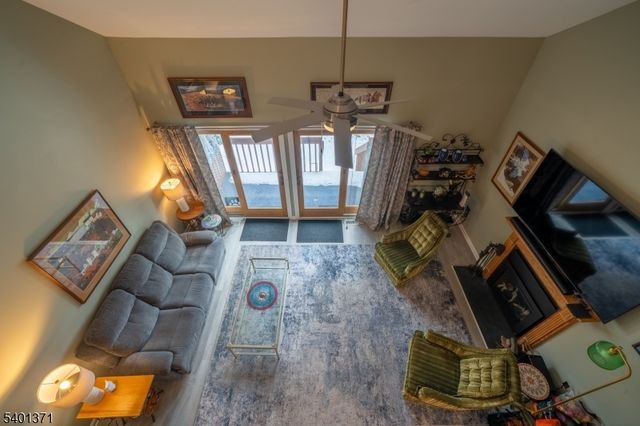 44 Sparrow Circle, Hampton Twp., NJ 07860