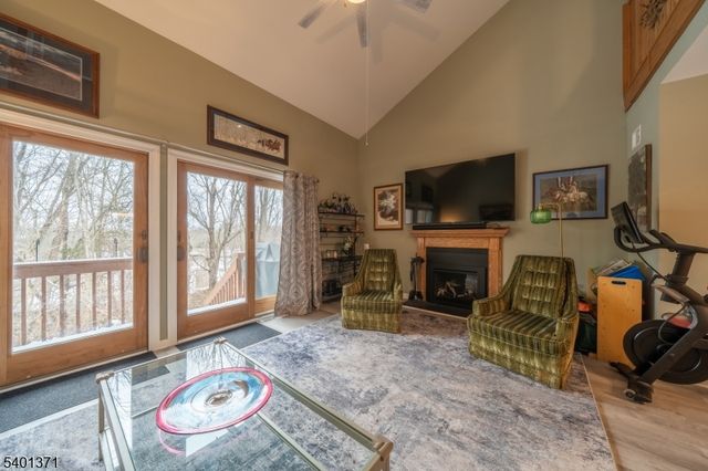 44 Sparrow Circle, Hampton Twp., NJ 07860