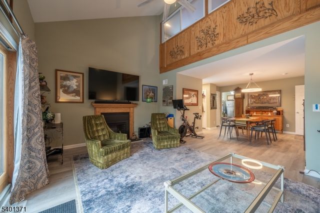 44 Sparrow Circle, Hampton Twp., NJ 07860