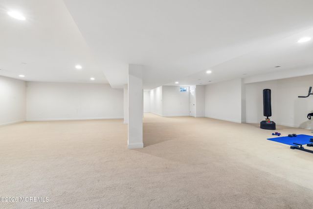 15 Livingston Court, Marlboro, NJ 07746