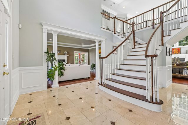 15 Livingston Court, Marlboro, NJ 07746