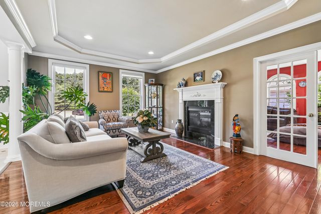 15 Livingston Court, Marlboro, NJ 07746
