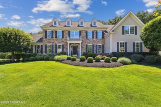 15 Livingston Court, Marlboro, NJ 07746