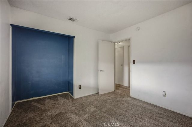 9775 Vine, Bloomington, CA 92316