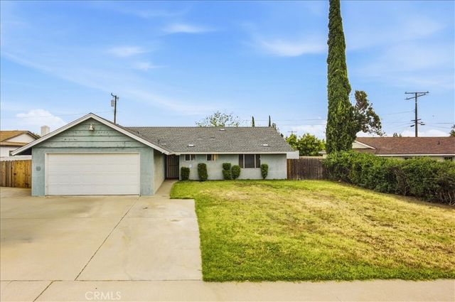 9775 Vine, Bloomington, CA 92316