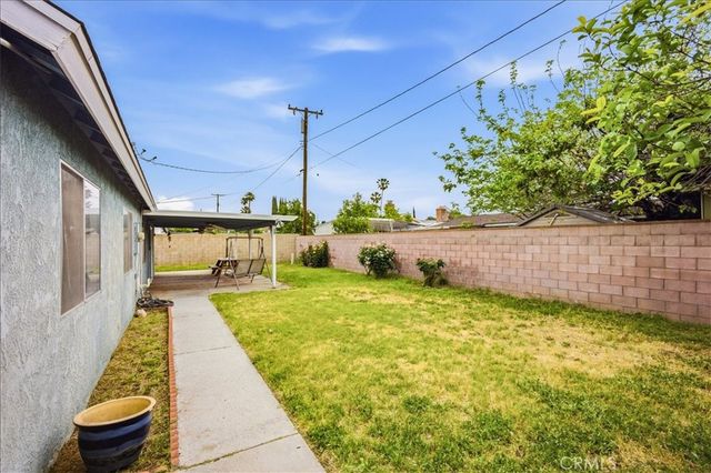 9775 Vine, Bloomington, CA 92316