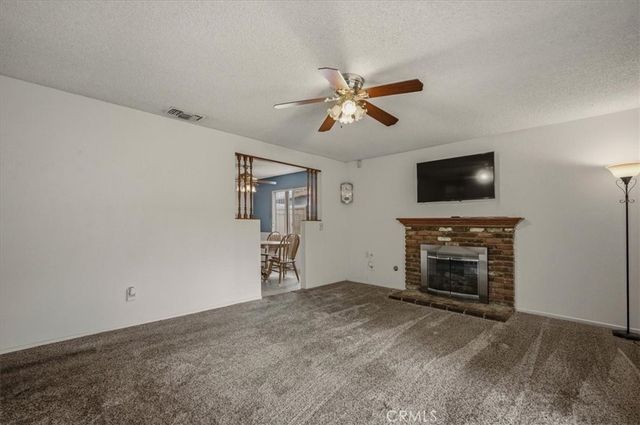 9775 Vine, Bloomington, CA 92316