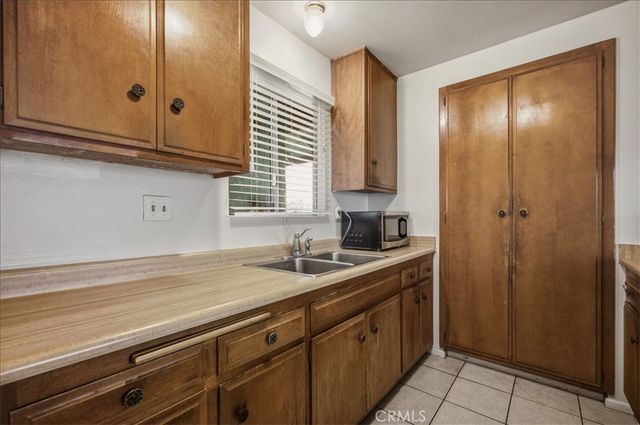 9775 Vine, Bloomington, CA 92316