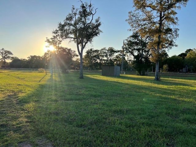 6233 County Road 3, Sweeny, TX 77480