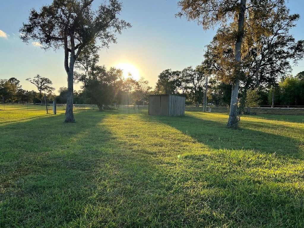 6233 County Road 3, Sweeny, TX 77480