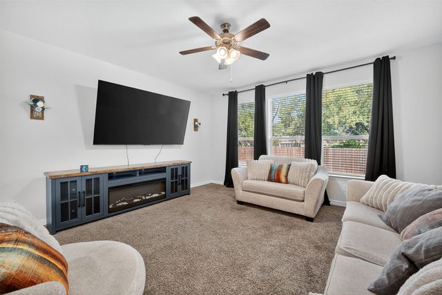 1029 Nicole Way, Fort Worth, TX 76028