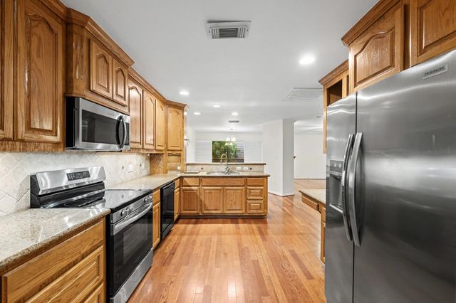 69 S Bachelor Button Street, Lake Jackson, TX 77566