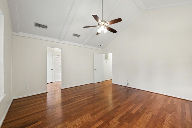 69 S Bachelor Button Street, Lake Jackson, TX 77566