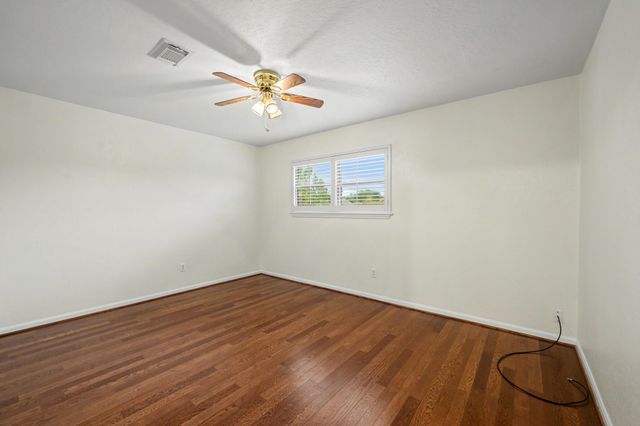 69 S Bachelor Button Street, Lake Jackson, TX 77566