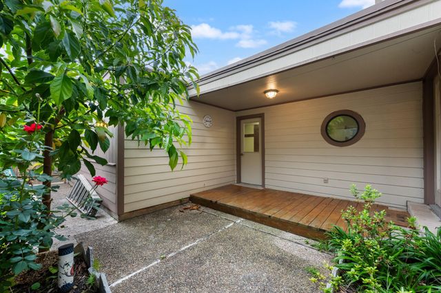 69 S Bachelor Button Street, Lake Jackson, TX 77566