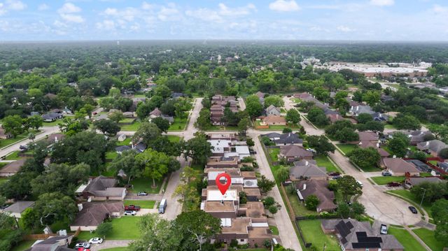 69 S Bachelor Button Street, Lake Jackson, TX 77566