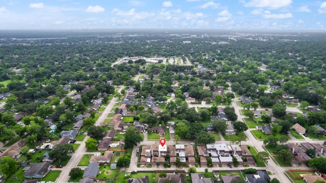 69 S Bachelor Button Street, Lake Jackson, TX 77566
