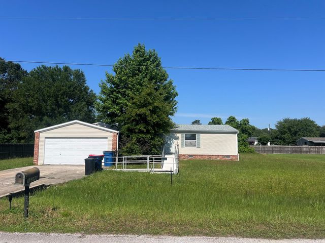 16268 Wrangler Avenue, Conroe, TX 77302