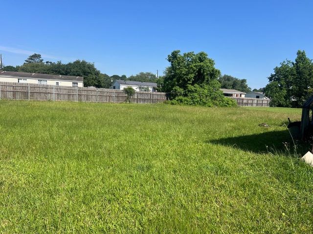 16268 Wrangler Avenue, Conroe, TX 77302