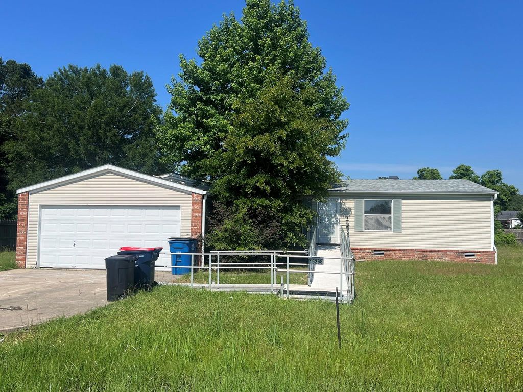 16268 Wrangler Avenue, Conroe, TX 77302