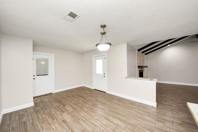 19435 Interstate 45, Spring, TX 77388