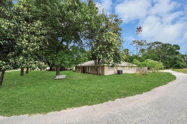19435 Interstate 45, Spring, TX 77388