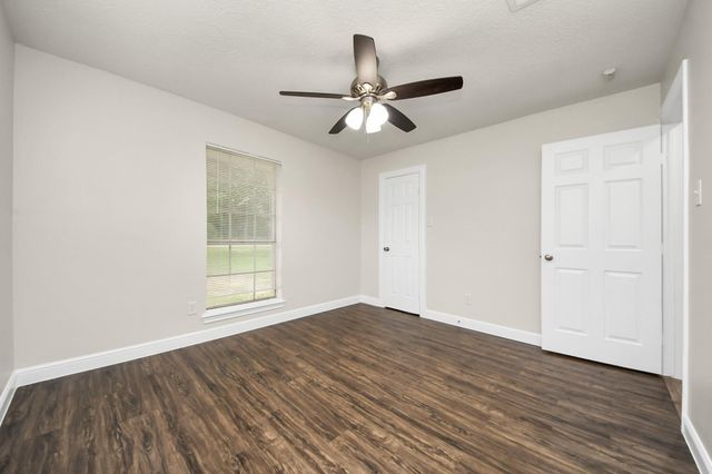 19435 Interstate 45, Spring, TX 77388