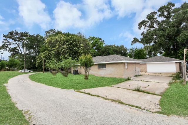 19435 Interstate 45, Spring, TX 77388