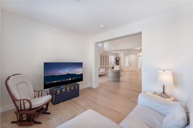 1920 Summer Palm Place 103, Las Vegas, NV 89134