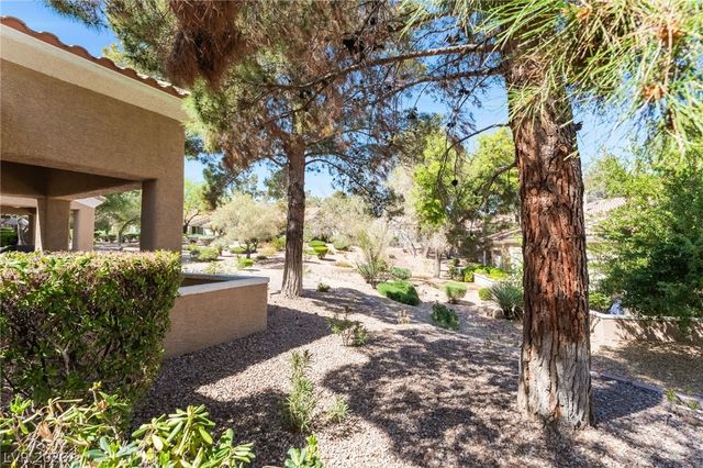 1920 Summer Palm Place 103, Las Vegas, NV 89134