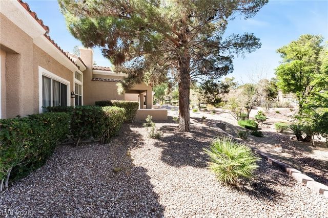 1920 Summer Palm Place 103, Las Vegas, NV 89134