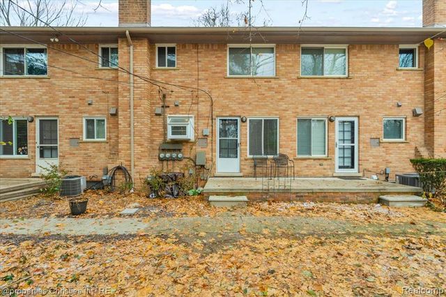 1039 N Old Woodward Avenue 3, Birmingham, MI 48009