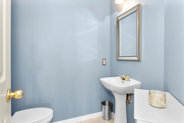 9658 Therrell Drive, Houston, TX 77064