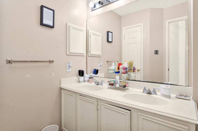 9658 Therrell Drive, Houston, TX 77064