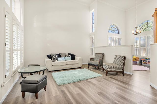 9658 Therrell Drive, Houston, TX 77064