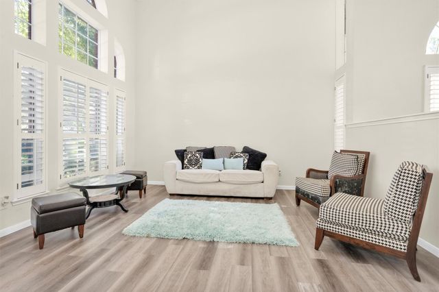 9658 Therrell Drive, Houston, TX 77064