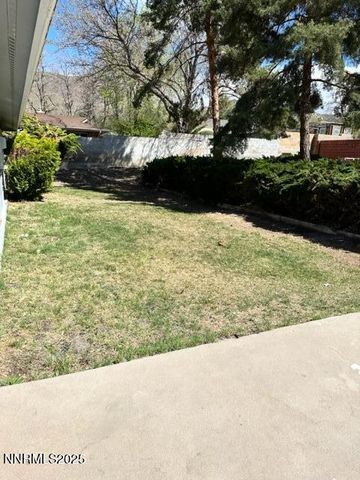 7050 Pembroke Drive, Reno, NV 89502