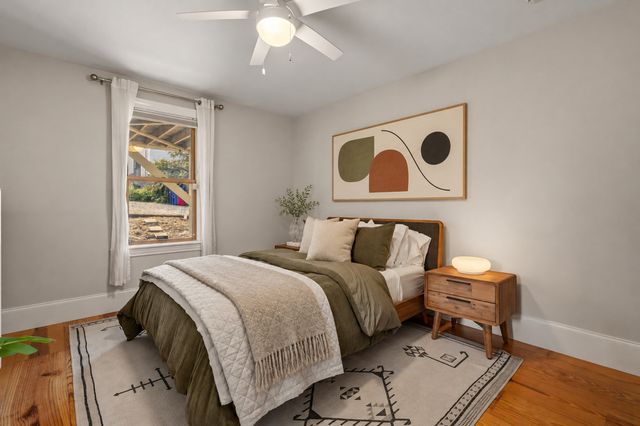 45 Green St A, Boston, MA 02130