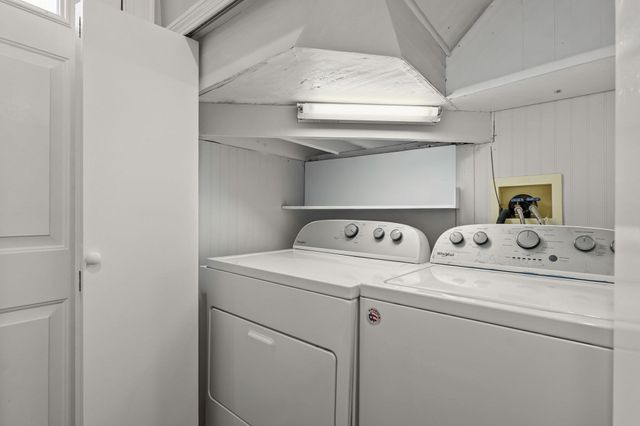 45 Green St A, Boston, MA 02130