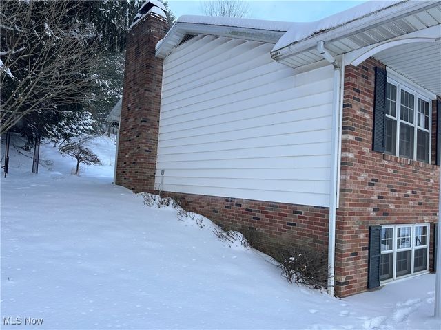 208 Ridgewood Boulevard, Minerva, OH 44657