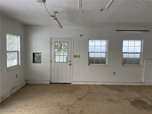 208 Ridgewood Boulevard, Minerva, OH 44657