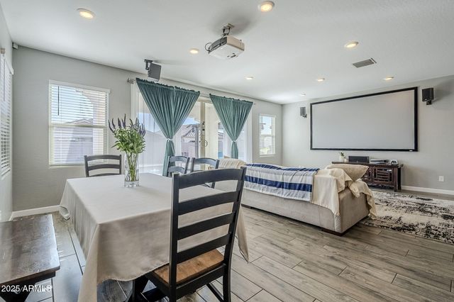 9935 E THORNBUSH Avenue, Mesa, AZ 85212