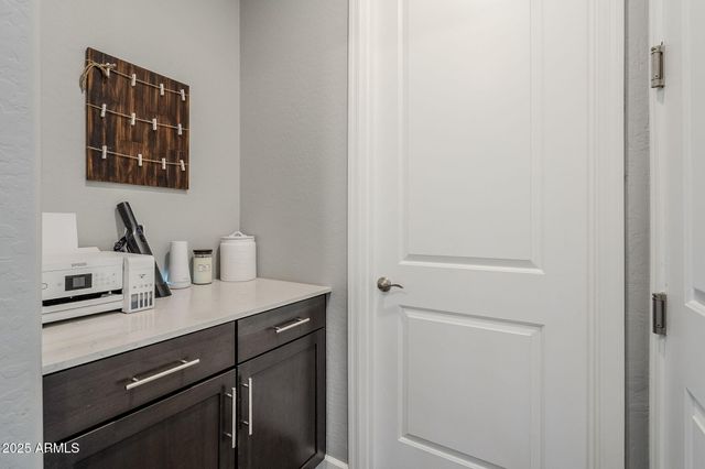 9935 E THORNBUSH Avenue, Mesa, AZ 85212