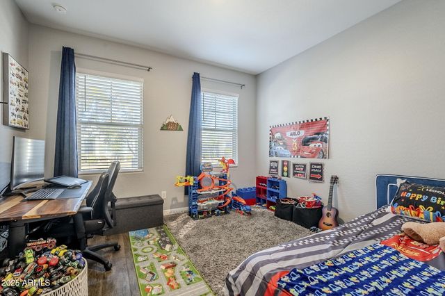 9935 E THORNBUSH Avenue, Mesa, AZ 85212