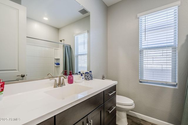 9935 E THORNBUSH Avenue, Mesa, AZ 85212