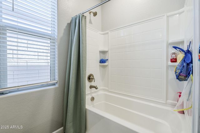 9935 E THORNBUSH Avenue, Mesa, AZ 85212