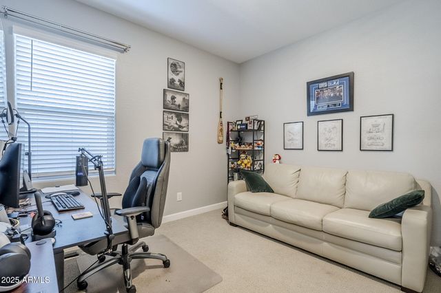 9935 E THORNBUSH Avenue, Mesa, AZ 85212