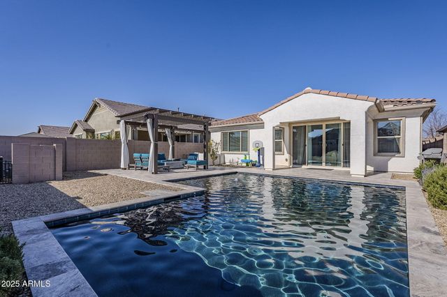 9935 E THORNBUSH Avenue, Mesa, AZ 85212