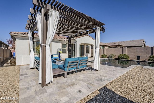 9935 E THORNBUSH Avenue, Mesa, AZ 85212