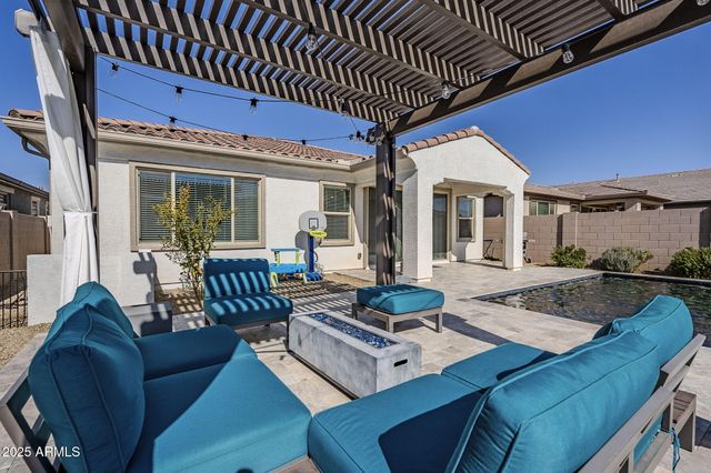 9935 E THORNBUSH Avenue, Mesa, AZ 85212